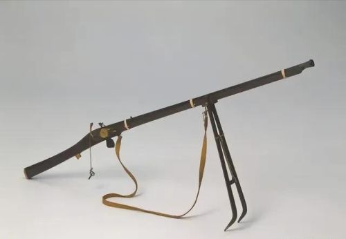 鸦片战争时，清军为什么不集中所有的火枪火炮送前线打英军？