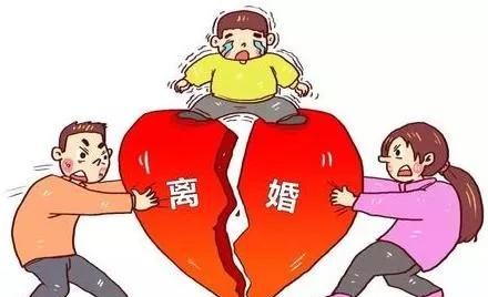 一个已婚女士，在家里收拾屋子的时候，发现了一套不属于自己的女士睡衣，如果是你，你会怎么办？