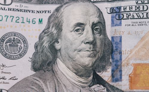 如果美元不再是国际通用货币，美国会怎么样？