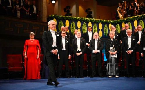 诺贝尔奖，评选标准有哪些，为何诺贝尔经济学奖不受青睐？