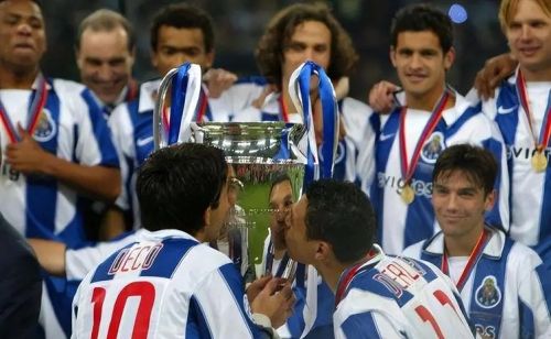 2004年欧冠发生了什么？为什么冠军居然是葡萄牙波尔图队？