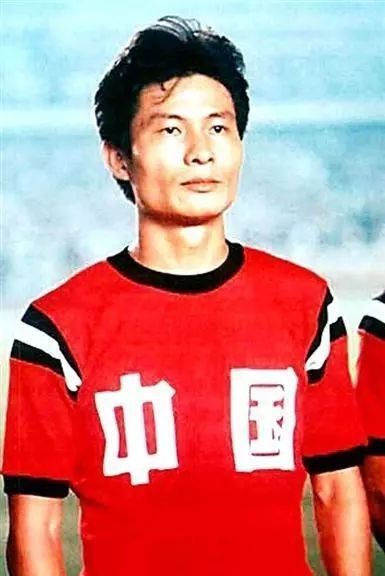中国足球人品最好的球员是谁？