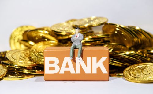 银行是属于国家的吗，为什么要分中国银行、人民银行、农业银行等等呢？