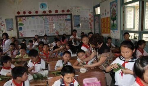 广西省柳州市初中普通教师的工资怎样？