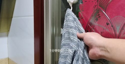 家里这3个地方不适合挂毛巾,好多人还不清理