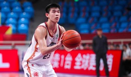 谁是中国男篮最强20岁球员，现在是林葳，将来会是谁？