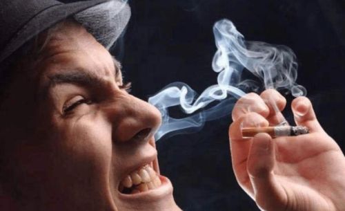 烟瘾，酒瘾，色瘾哪个危害最大？为了长寿，中年男性应该戒哪种？