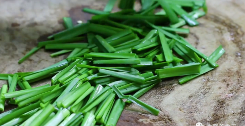 “肾强一倍，人活百岁”！建议中老年：常吃这2道菜，补肾又补气