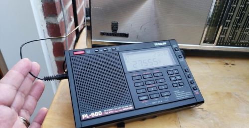 100美元价位上很难被击败的机型，德生PL680收音机使用体验