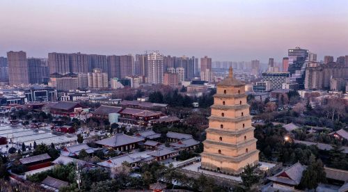 陕西唯一的“特大城市”，面积比宝鸡、汉中小，人口将近1300万