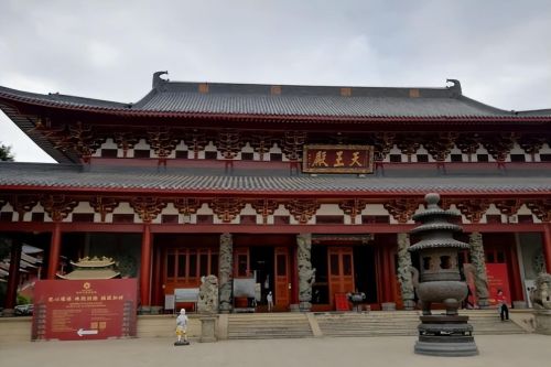 我国面积最大的寺院，1310亩需靠车辆才能走遍，就在低调的福州