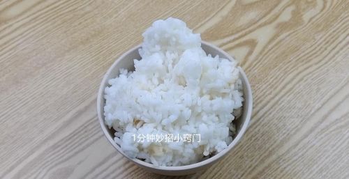 隔夜的米饭能不能吃？很多人都理解错了，看完告诉家里人，记心上