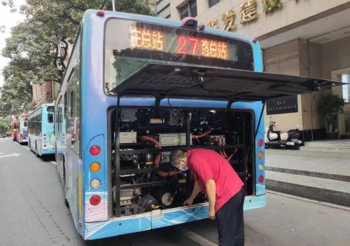 增加途经景点、商圈的公交班次...广州公交多举措保障“五一”出行