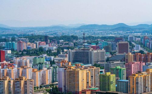 朝鲜首都平壤，作为朝鲜的一线城市，假如放在我国是什么水平？