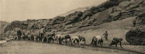 1926年，一个英国人来到中国，悄悄拍摄的长江三峡