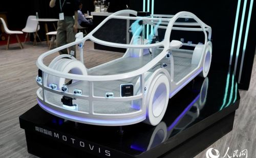 “外部安全气囊”“智能车身控制”…… 众多新技术亮相上海车展