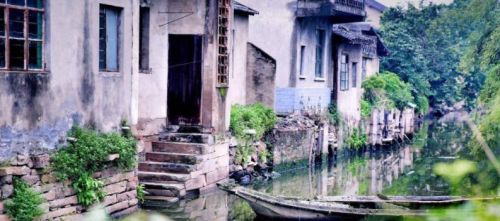 上海有一座被遗忘的古镇，昔日的殡葬地，如今的“上海历史之源”