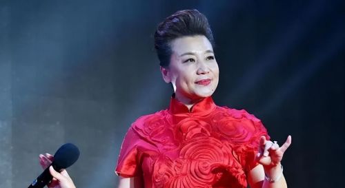 陈百玲：和王为念离婚，3婚嫁富商，被奶奶收回“小香玉”艺名