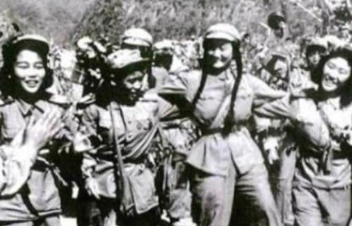 中国工农红军长征时有多少女兵？