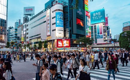 历史上都有哪些国家发生过大规模房地产泡沫？