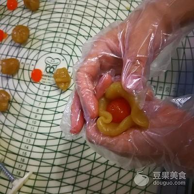 定制广式白莲蓉蛋黄月饼 我爱烘培 快手版本（定制广式白莲蓉蛋黄月饼）(8)