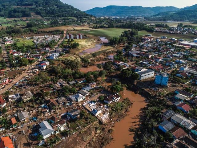 深圳暴雨打破1952年以来极值（最大累计雨量469.0毫米）(11)