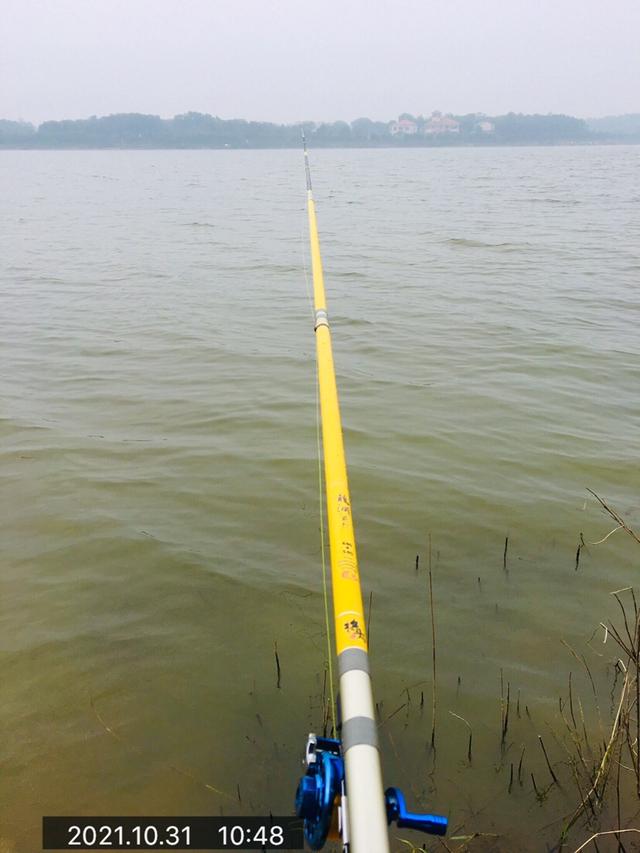 冬天大水面野钓怎么选位置（斜风细雨鏖战团头湖）(6)