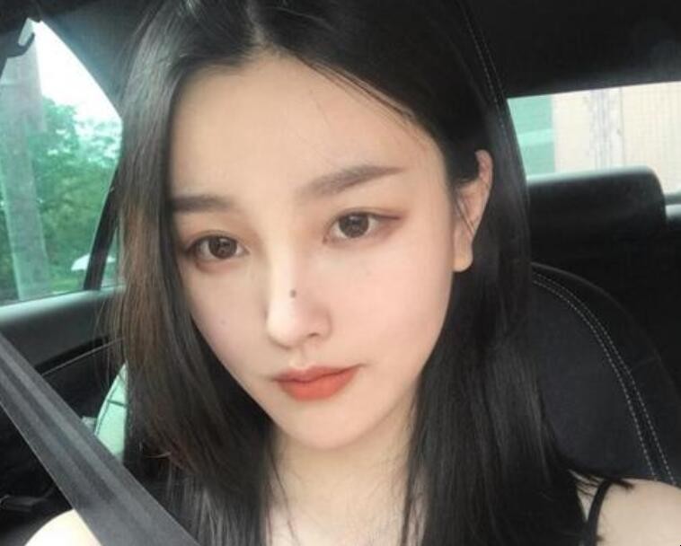 什么发型显脸小气质