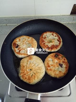 茴香猪肉馅饼的家常做法（一口下去香香哒）(14)