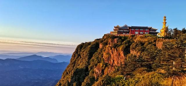 云霞如幻，许你一座最美峨眉山（许你一座最美峨眉山）(12)