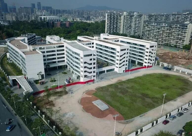 龙华区创新实验学校是公立还是私立