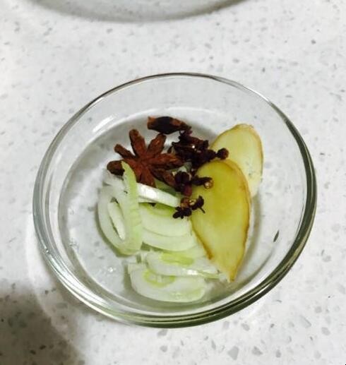 排骨炖豆角的流程是什么