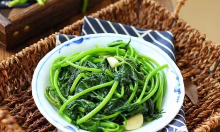 红薯叶怎么炒不会变黑