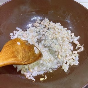 炸酱面的酱怎样做