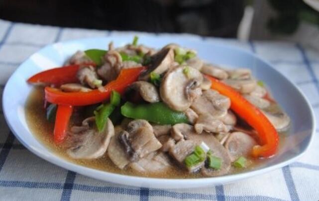 口蘑炒肉片的步骤是什么