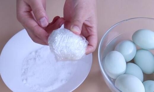 白酒咸鸭蛋的腌制方法是什么