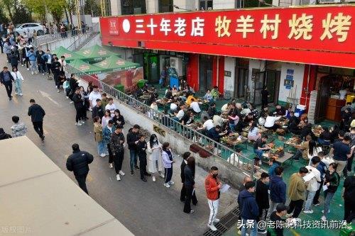  到淄博旅游买饼被宰，为何他却说：一定还会再来！，淄博的饼