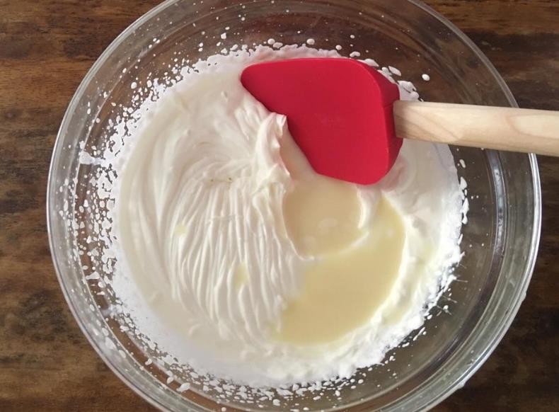 淡奶油冷冻后还能用吗