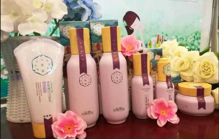 百雀羚三生花系列怎么样