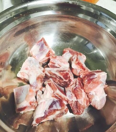 排骨炖豆角的流程是什么