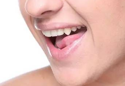 如何检验自己舌头是否灵活