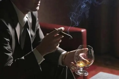 抽烟喝酒哪个对性功能影响大