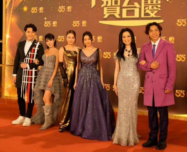 tvb55周年台庆艺人红毯（TVB台庆红毯女星露背露腿）(25)