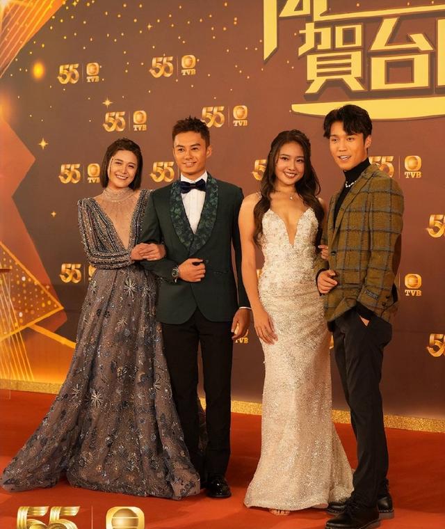 tvb55周年台庆艺人红毯（TVB台庆红毯女星露背露腿）(26)