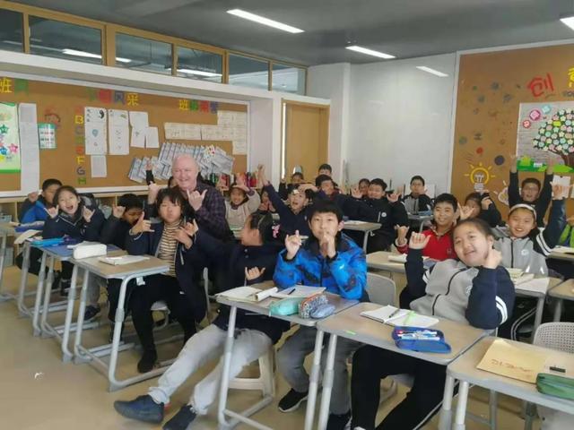 新时代小学特色化办学（文华小学赋予课程全新活力）(19)