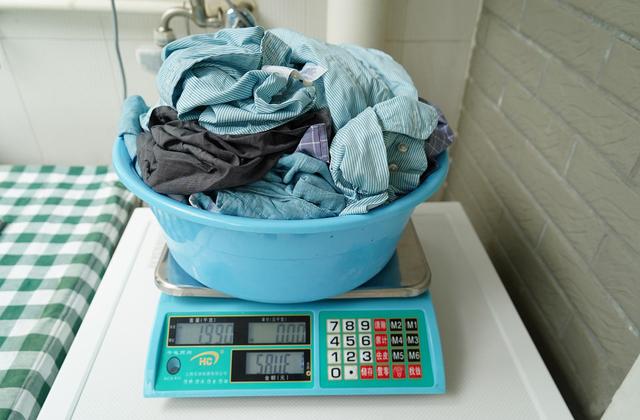 洗衣机公斤数指的是干的还是湿的（洗衣机上标注的）(3)