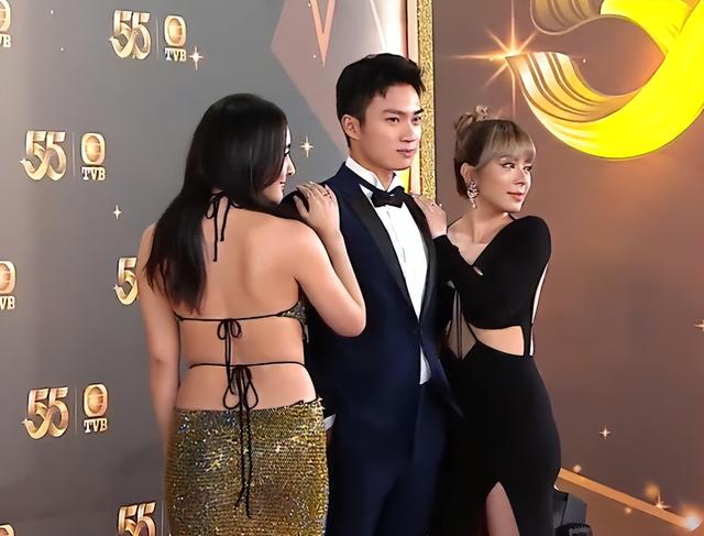 tvb55周年台庆艺人红毯（TVB台庆红毯女星露背露腿）(16)